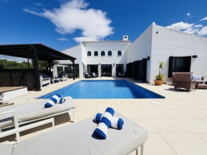 Exceptional 5 Bedroom Frontline Golf Villa – El Valle Golf Resort