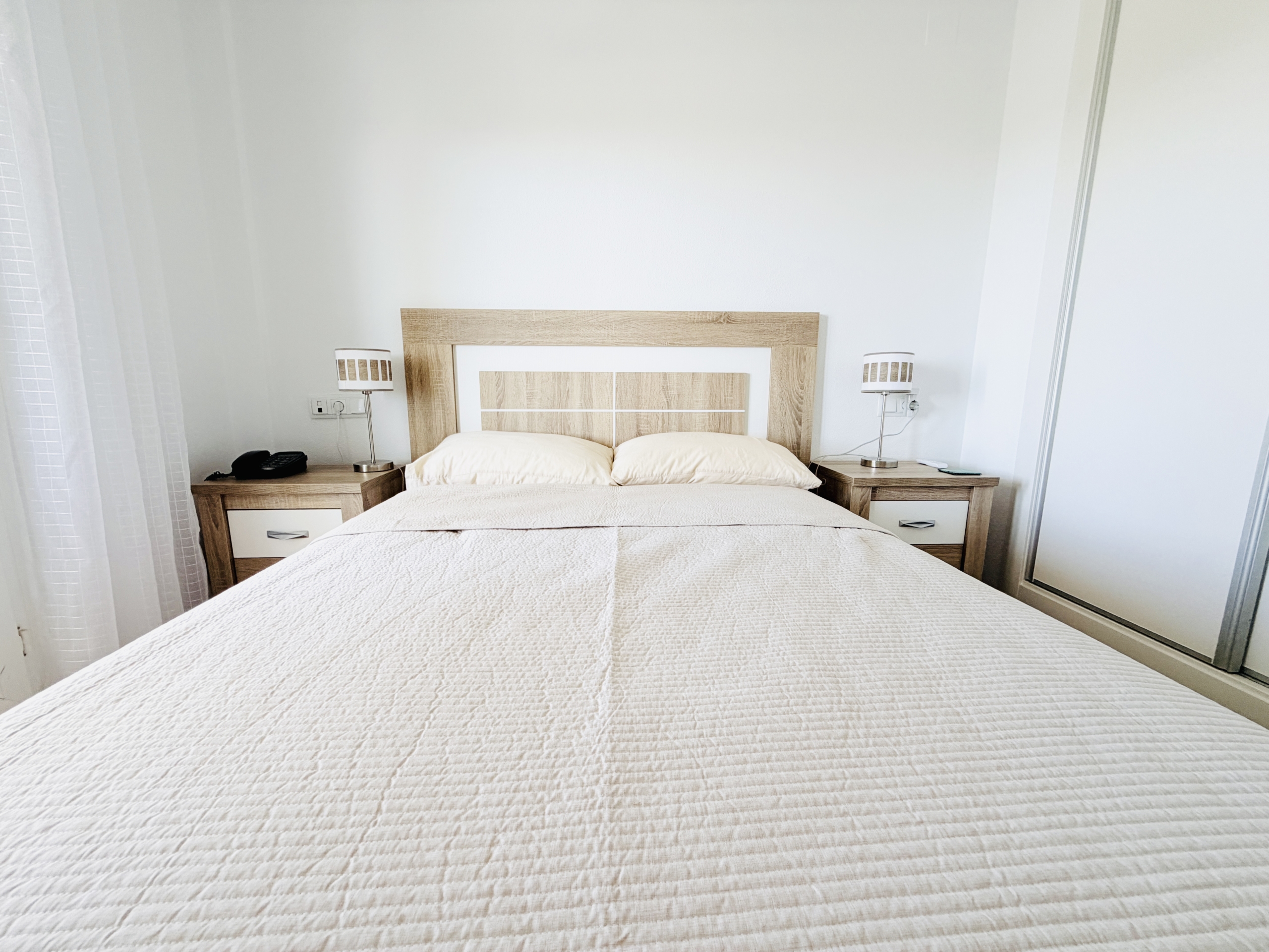 Fully Upgraded South-Facing 2-Bedroom Apartment Overlooking the 18th Green – La Torre Golf Resort